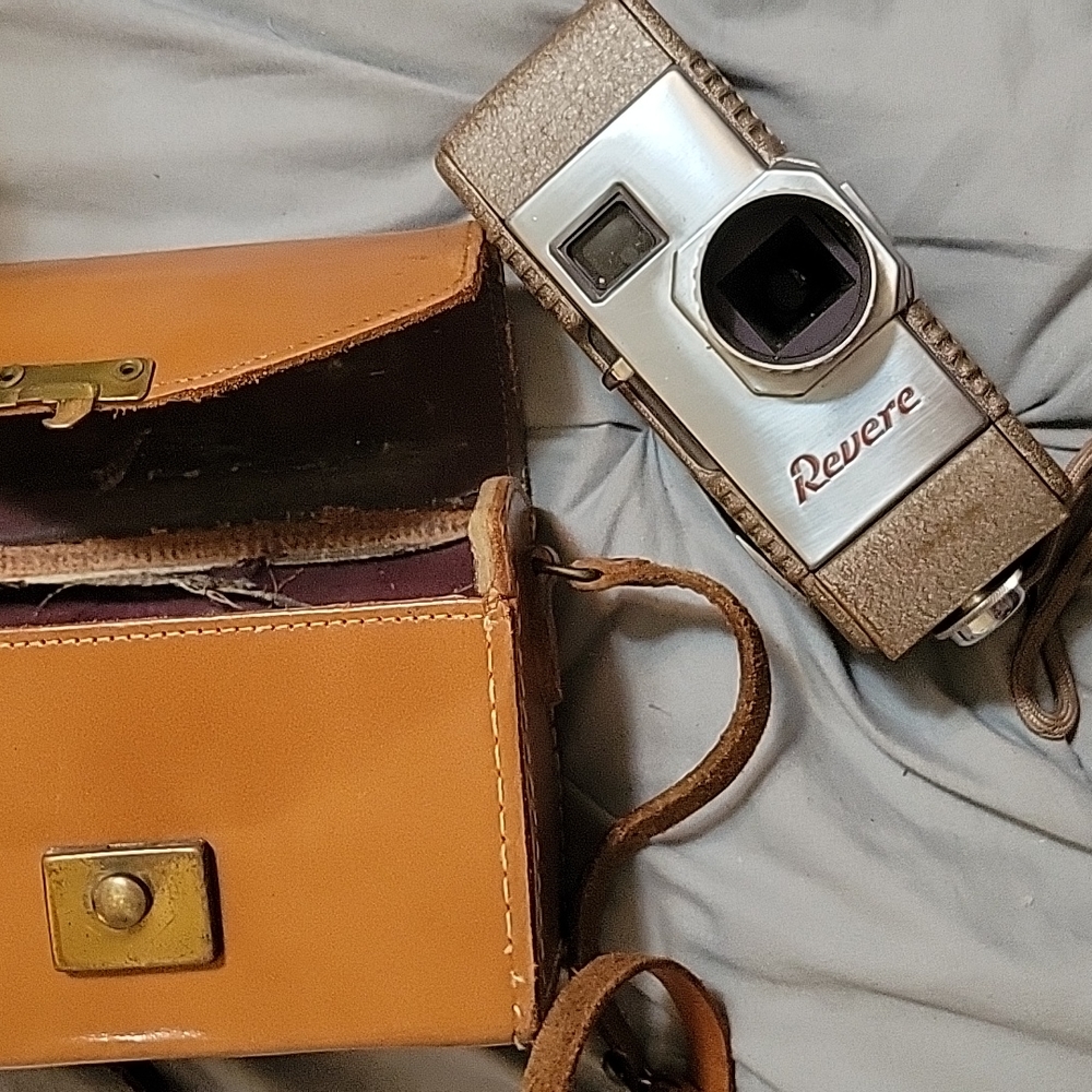 Vintage revere 8 mm movie camera circa 1950s
